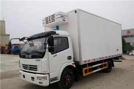 東風(fēng)多利卡5.2米冷藏車(chē)